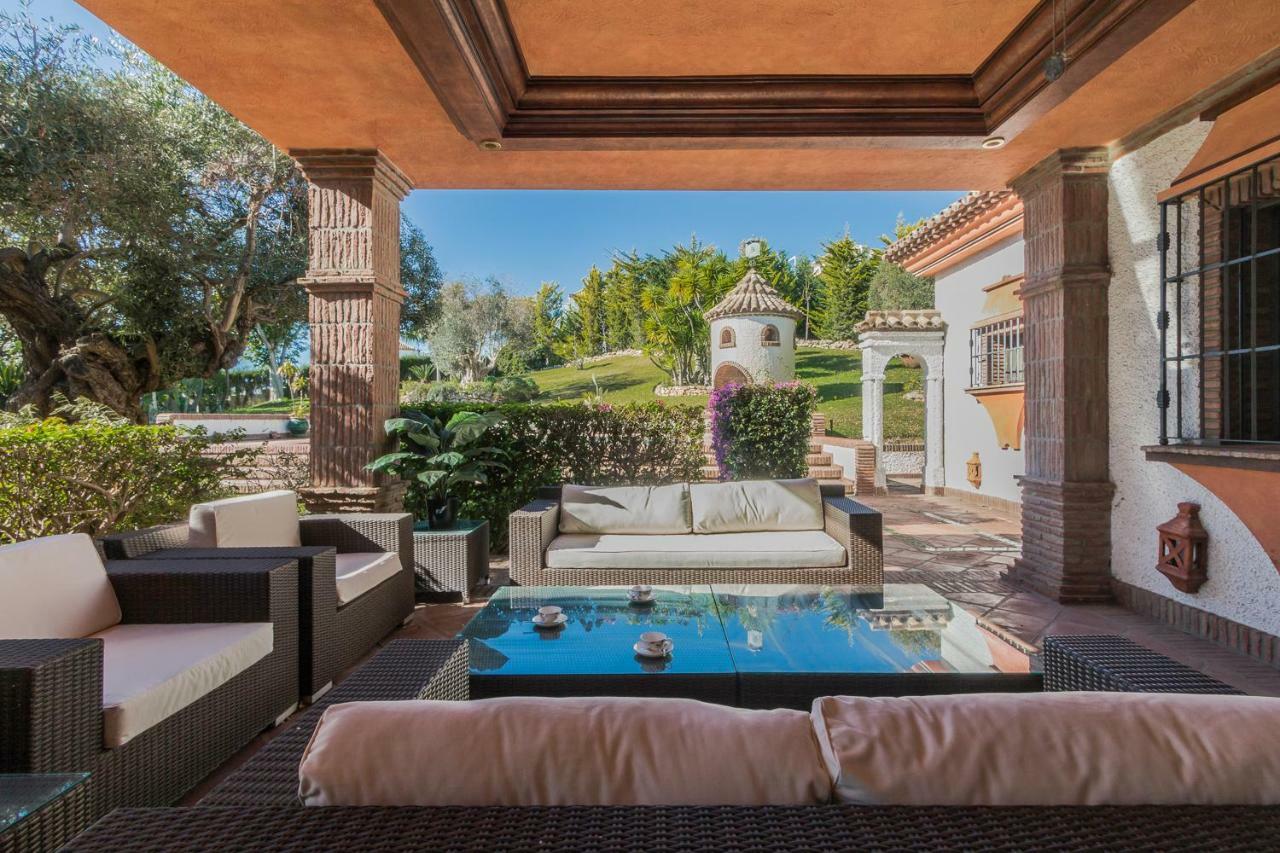 Authentic Andalucia Villa Marbella Bagian luar foto