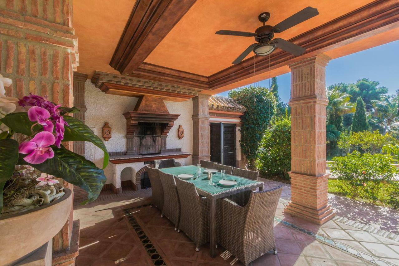 Authentic Andalucia Villa Marbella Bagian luar foto